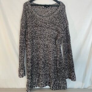 GENEROUS BY LINDEX Black and White Knit (popcorn design)Dress size large
